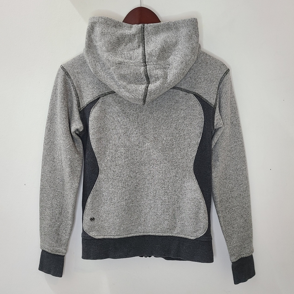 Lululemon On The Daily Hoodie in Heathered Black/Heathered Dark Grey Sz 2 Small - Picture 5 of 15